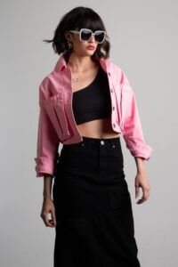 CHAQUETA CORTES DENIM ROSA